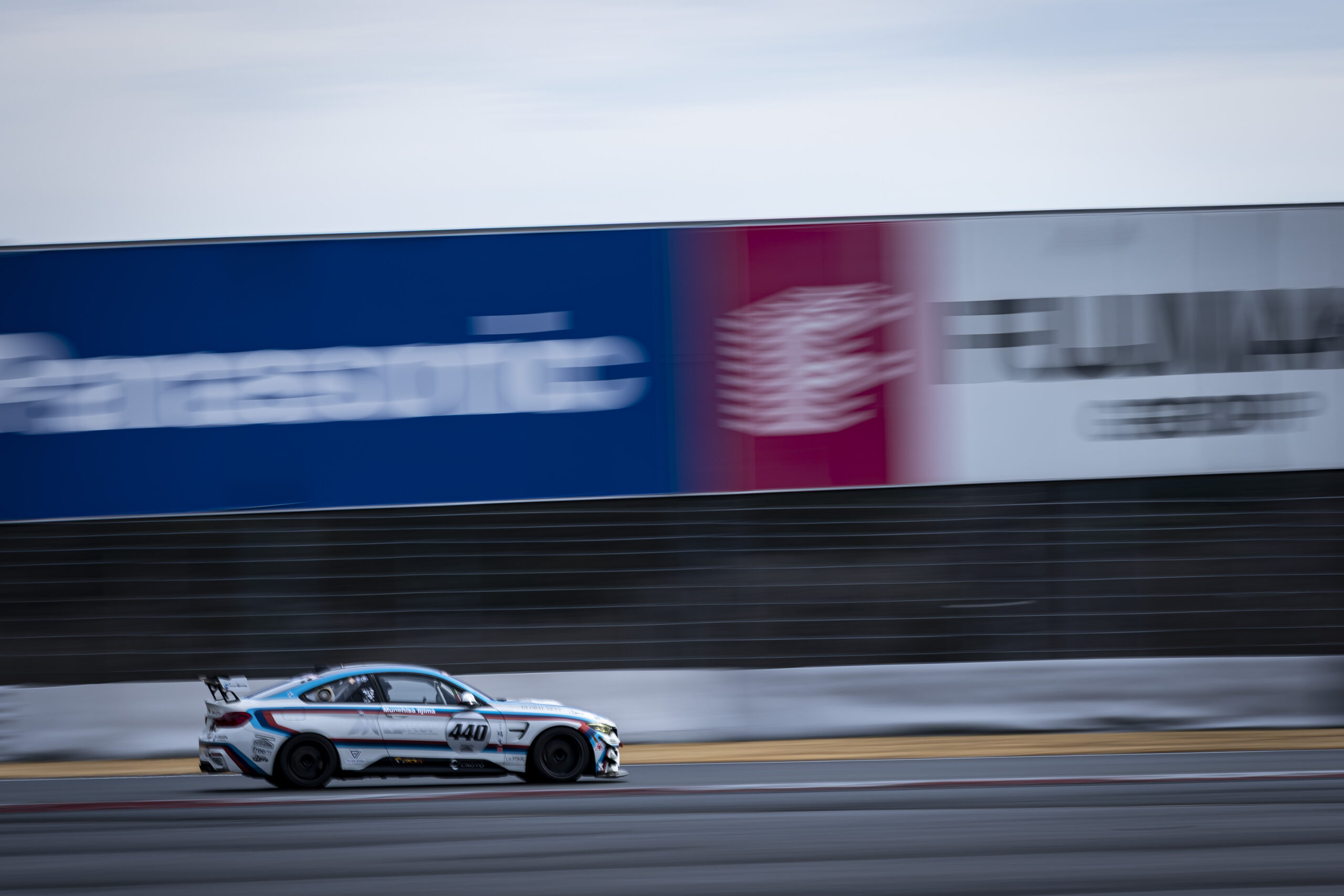 2025 走り納めは「OHLINS 」サスペンションO/H後 初走行のBMW F82 M4